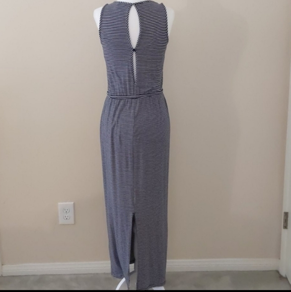 Navy & white Banana Republic dress - Picture 3 of 7